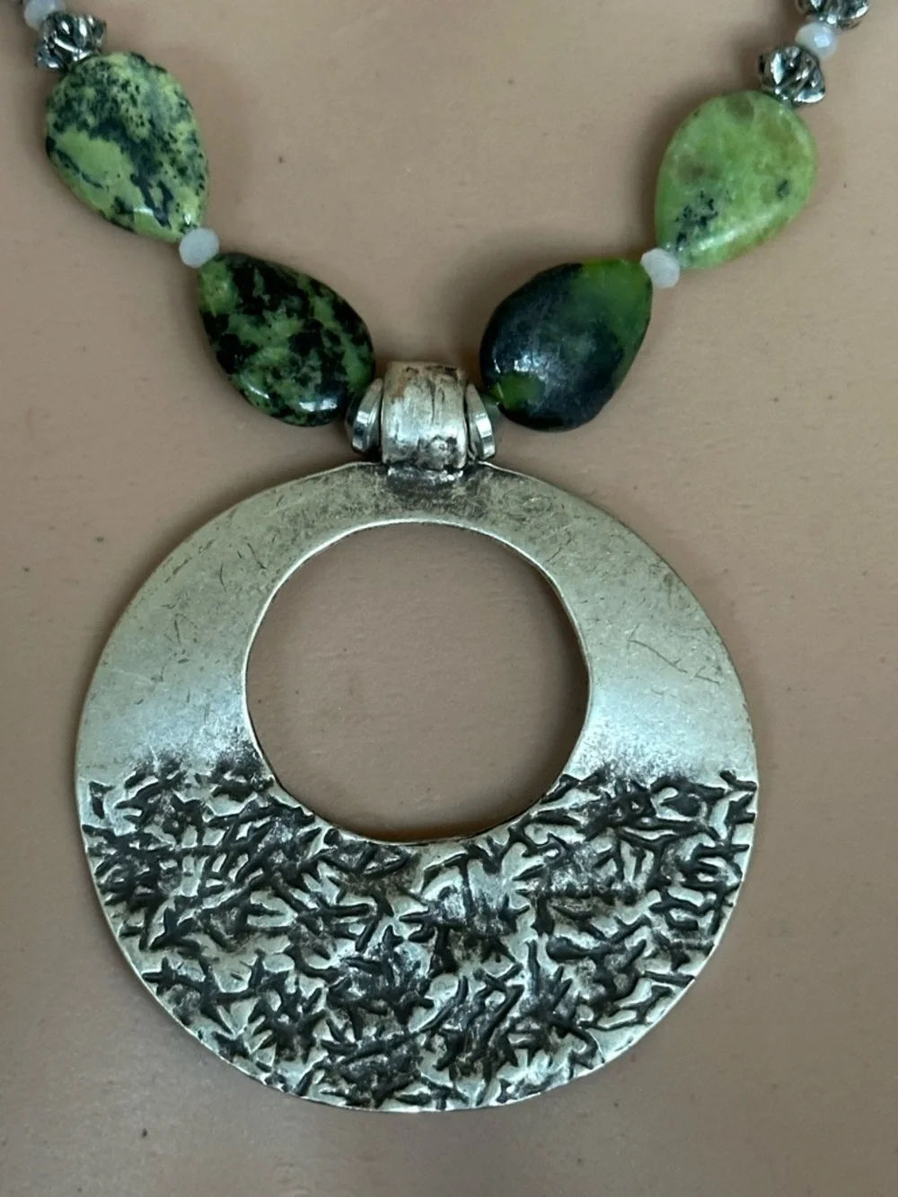 22 inch Beautiful Canadian Jade bead necklace NWOT - Picture 6 of 14